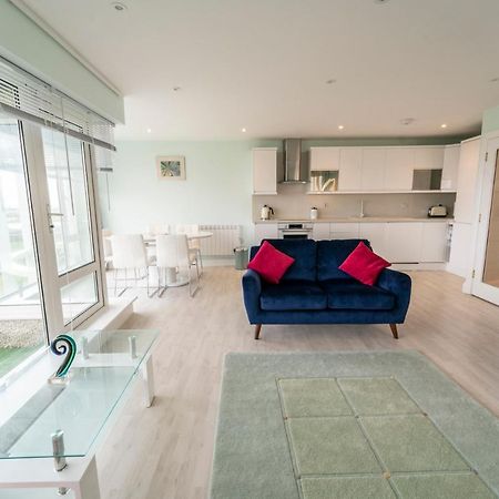Luxurious Seaside Apartment 戈尔韦 外观 照片