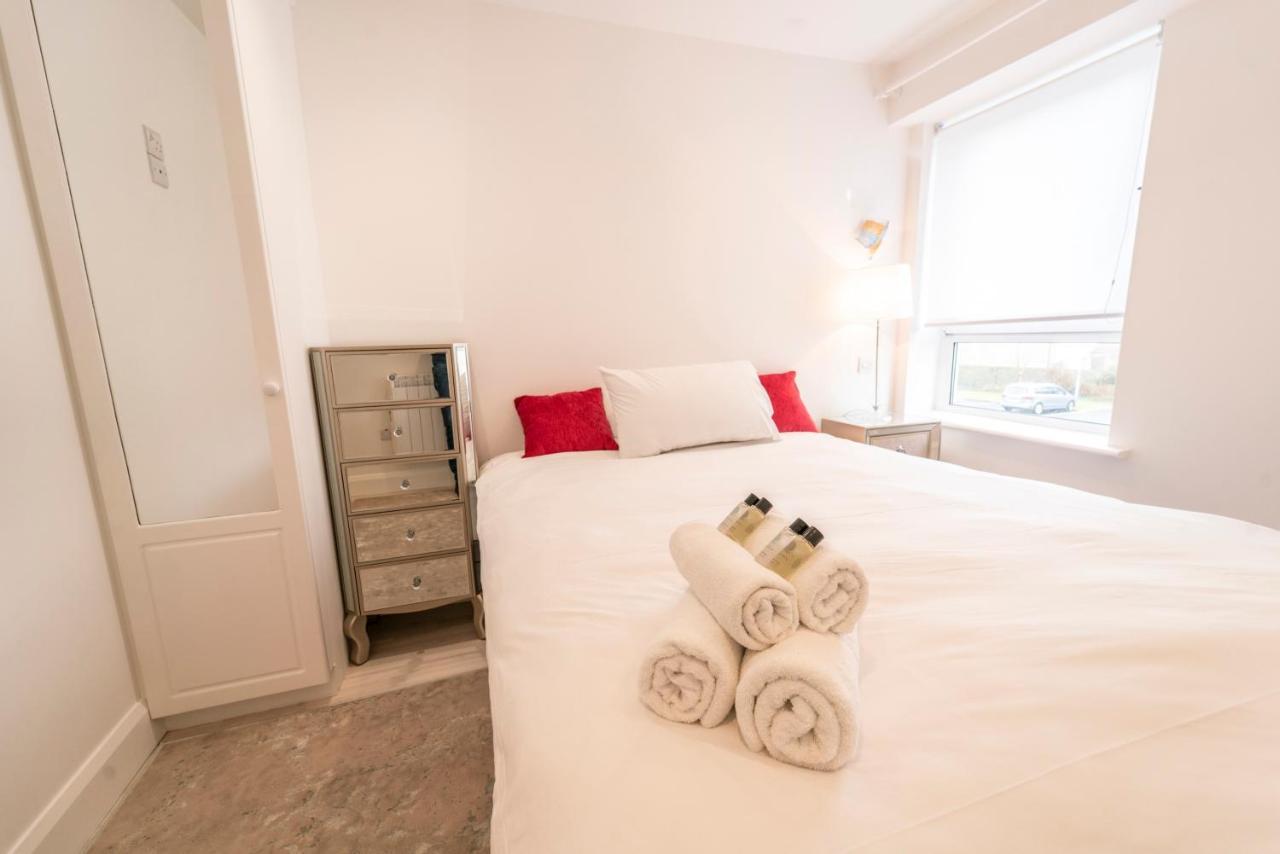 Luxurious Seaside Apartment 戈尔韦 外观 照片